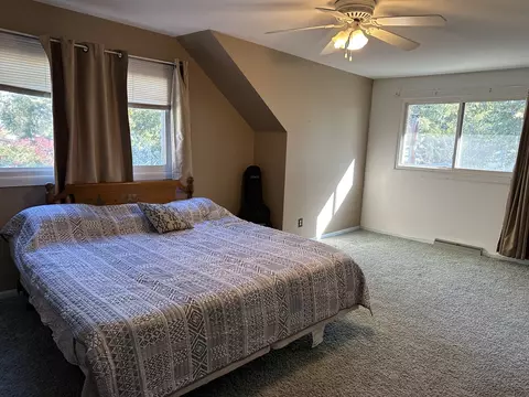 912 Parmon Rd, Bloomington, IL 61701 photo 20