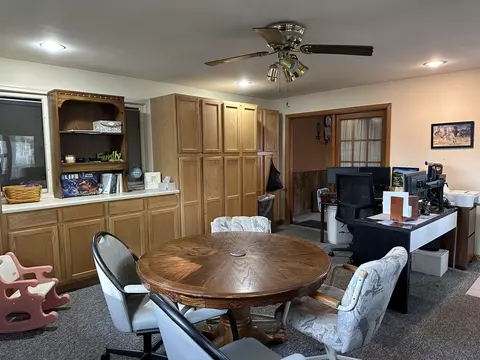 912 Parmon Rd, Bloomington, IL 61701 photo 25