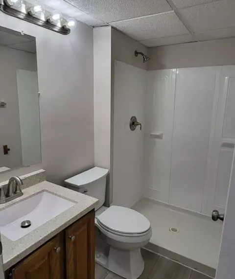 40 Fallstone Dr, Streamwood, IL 60107 photo 7