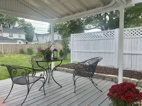969 Hollywood Ave, Des Plaines, IL 60016 photo 14
