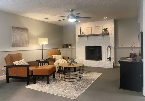 969 Hollywood Ave, Des Plaines, IL 60016 photo 29