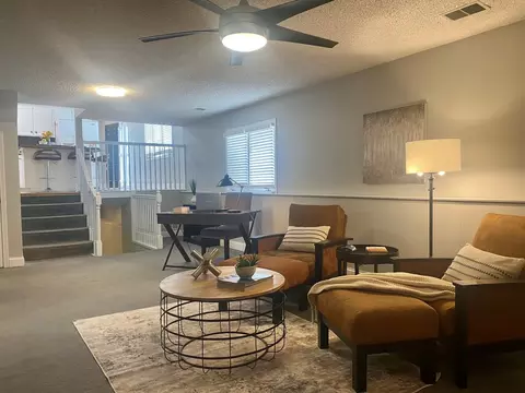 969 Hollywood Ave, Des Plaines, IL 60016 photo 32