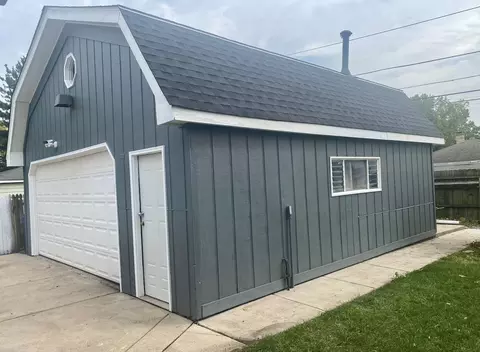 969 Hollywood Ave, Des Plaines, IL 60016 photo 13