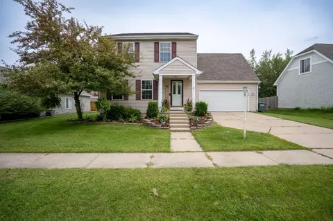 1865 Glasgow St, Valparaiso, IN 46385