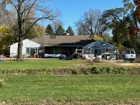 1001 North Rd, Fox River Grove, IL 60021