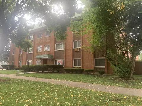 433 S Lombard Ave #38, Oak Park, IL 60302