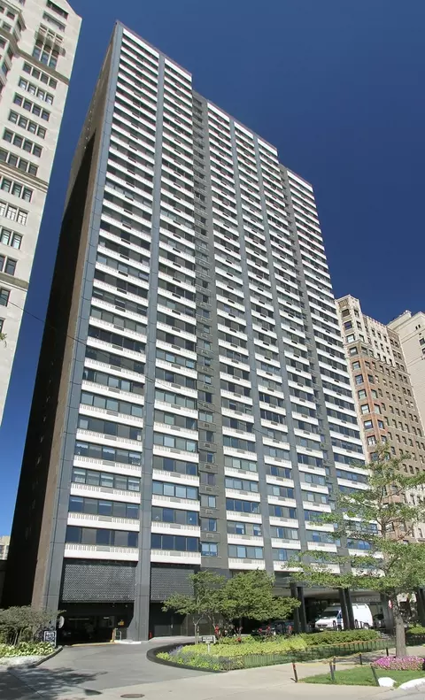 1440 N Lake Shore Dr #17H, Chicago, IL 60610
