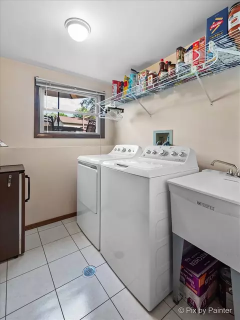 1419 Wilson Ave, Wheaton, IL 60189 photo 24