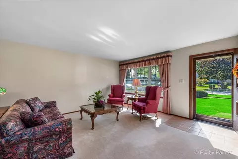 1419 Wilson Ave, Wheaton, IL 60189 photo 6