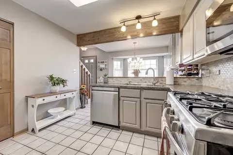 3152 Anton Dr, Aurora, IL 60504 photo 14