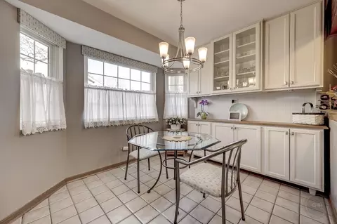 3152 Anton Dr, Aurora, IL 60504 photo 10