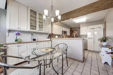 3152 Anton Dr, Aurora, IL 60504 photo 7