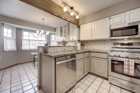 3152 Anton Dr, Aurora, IL 60504 photo 13