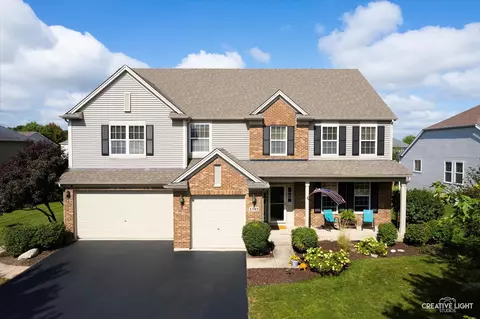 1342 Hall St, Sugar Grove, IL 60554