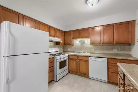 1425 Sandpebble Dr #221, Wheeling, IL 60090 photo 11