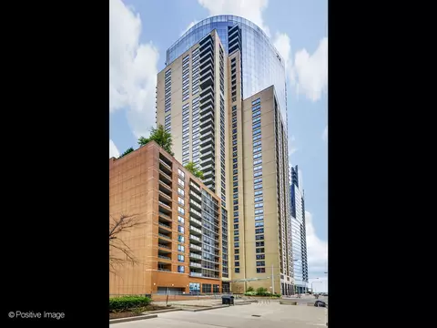 420 E Waterside Dr #3014, Chicago, IL 60601 photo 32