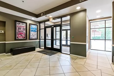 656 Pearson St #401C, Des Plaines, IL 60016 photo 3