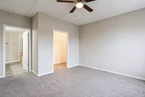 656 Pearson St #401C, Des Plaines, IL 60016 photo 18