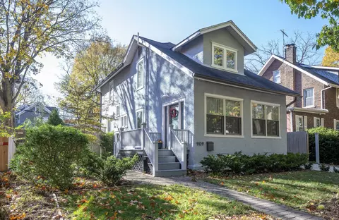 909 W Hill St, Champaign, IL 61821