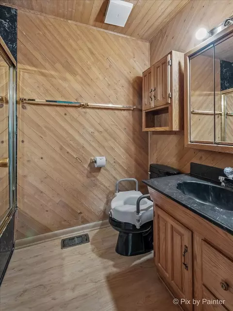 1645 Chippendale Rd, Hoffman Estates, IL 60169 photo 16