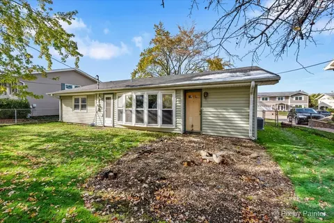1645 Chippendale Rd, Hoffman Estates, IL 60169 photo 22