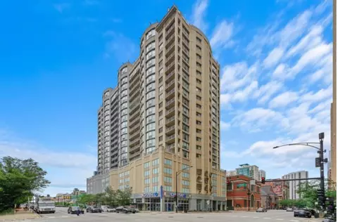 600 N Dearborn St #704, Chicago, IL 60610