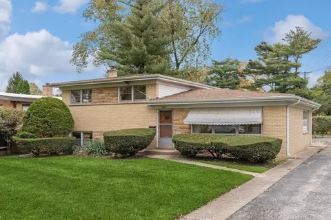 200 Sunset Dr, Wilmette, IL 60091