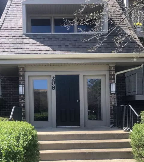 208 E Bailey Rd #E, Naperville, IL 60565