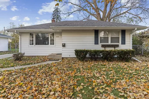 3424 Constance Dr, Rockford, IL 61108