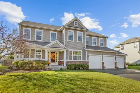 11451 Fitzgerald Ln, Huntley, IL 60142