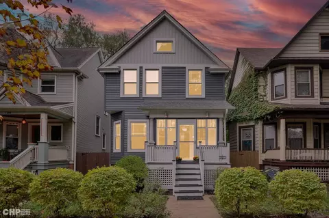 1413 W Hood Ave, Chicago, IL 60660