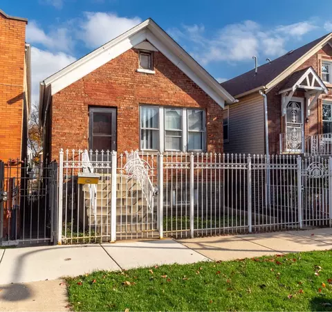3749 S Wood St, Chicago, IL 60609