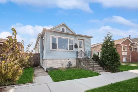 7423 W 58th St, Summit, IL 60501