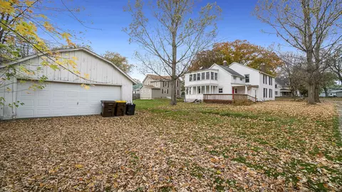 201 W Center St, Mount Morris, IL 61054