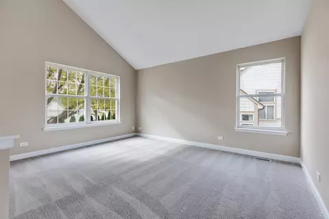 306 Barton Ct, Bartlett, IL 60103 photo 5