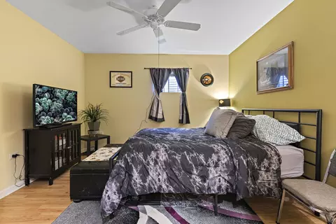 11 E Hague Dr, Antioch, IL 60002 photo 20