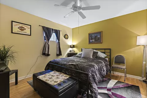 11 E Hague Dr, Antioch, IL 60002 photo 21