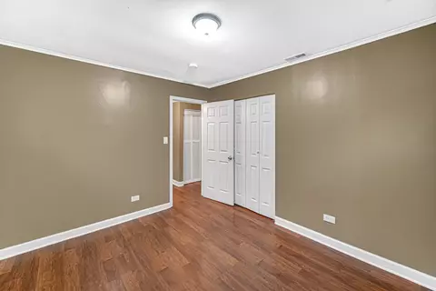 16328 Trumbull Ave, Markham, IL 60428 photo 17