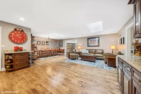 1225 Aurora Way, Wheaton, IL 60189 photo 16