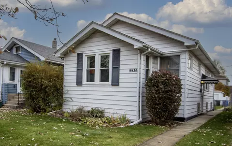 5536 W Grace St, Chicago, IL 60641