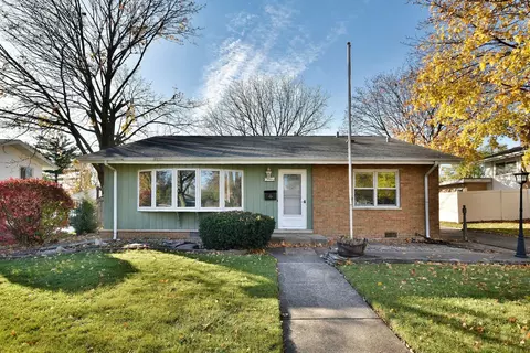 3 N N484 N Howard Ave, Elmhurst, IL 60126