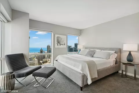 100 E Huron St #4202, Chicago, IL 60611 photo 17