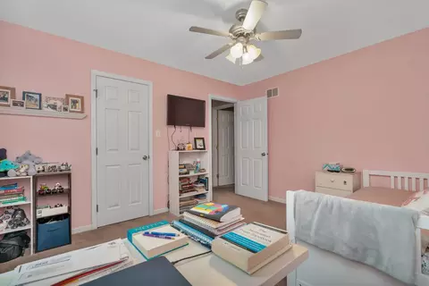 5213 Sunmeadow Dr, Plainfield, IL 60586 photo 23