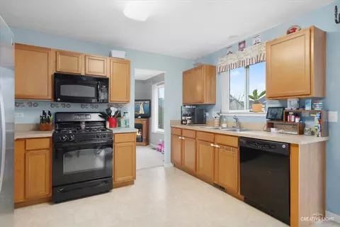 605 Ramsden Rd, Plano, IL 60545 photo 7
