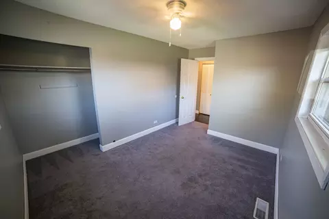 9048 Martin Ln, Bridgeview, IL 60455 photo 14