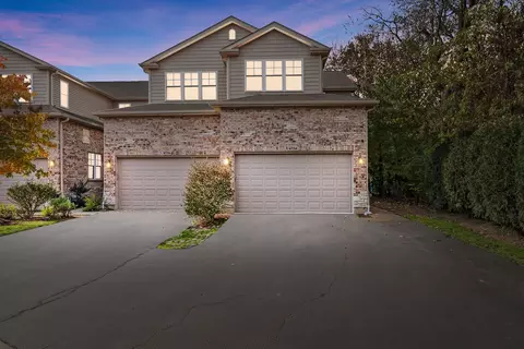 4724 Auvergne Ave #4724, Lisle, IL 60532