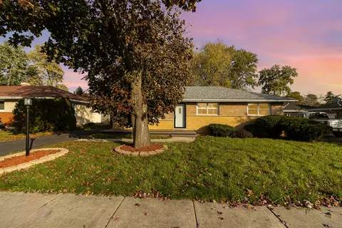 7551 Sholer Ave, Bridgeview, IL 60455