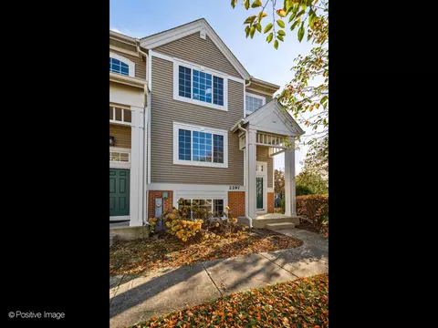 2297 Twilight Dr #2297, Aurora, IL 60503