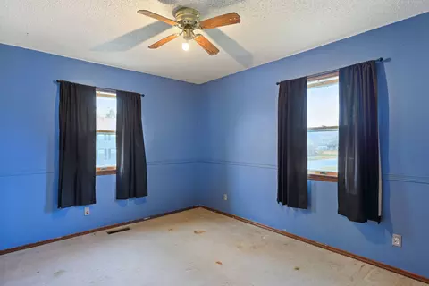 1407 Devonshire Dr, Champaign, IL 61821 photo 17