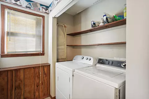 1407 Devonshire Dr, Champaign, IL 61821 photo 27
